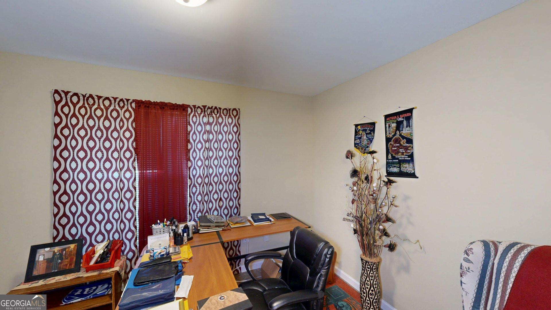 100 Hawthorn Drive Property Photo 35