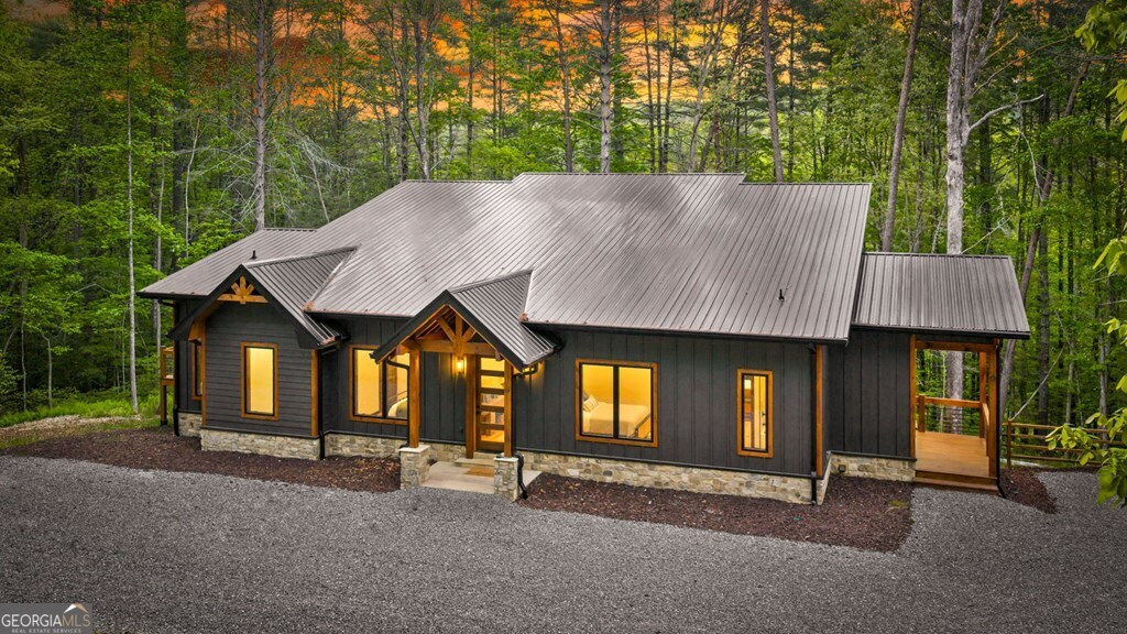 42 Rolling Rapids Property Photo 3