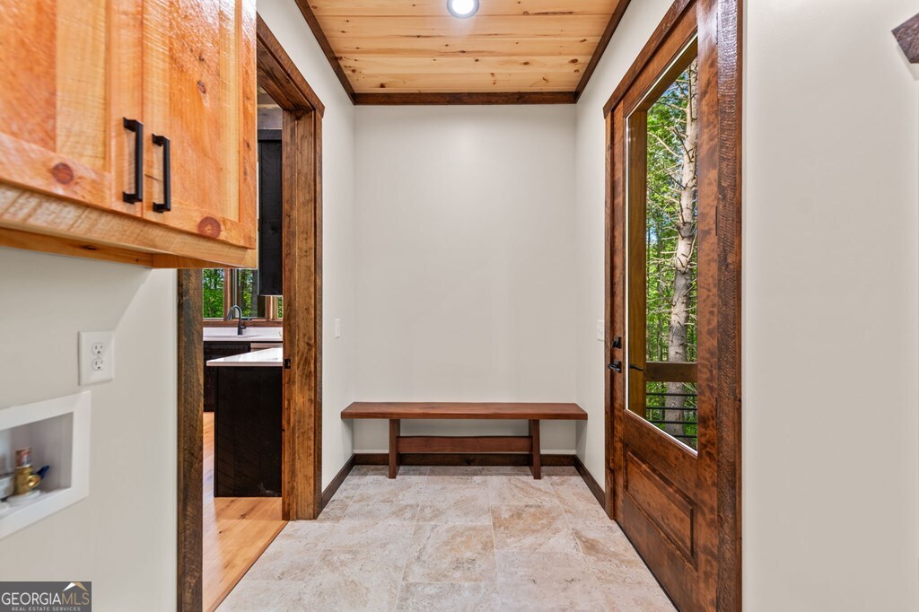42 Rolling Rapids Property Photo 35
