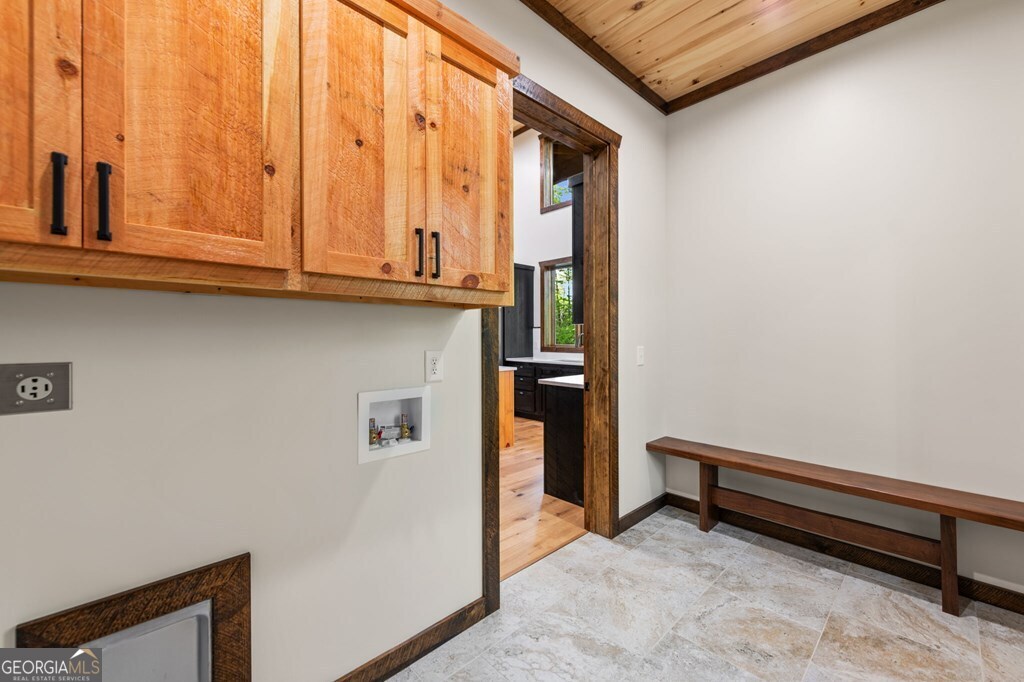 42 Rolling Rapids Property Photo 36