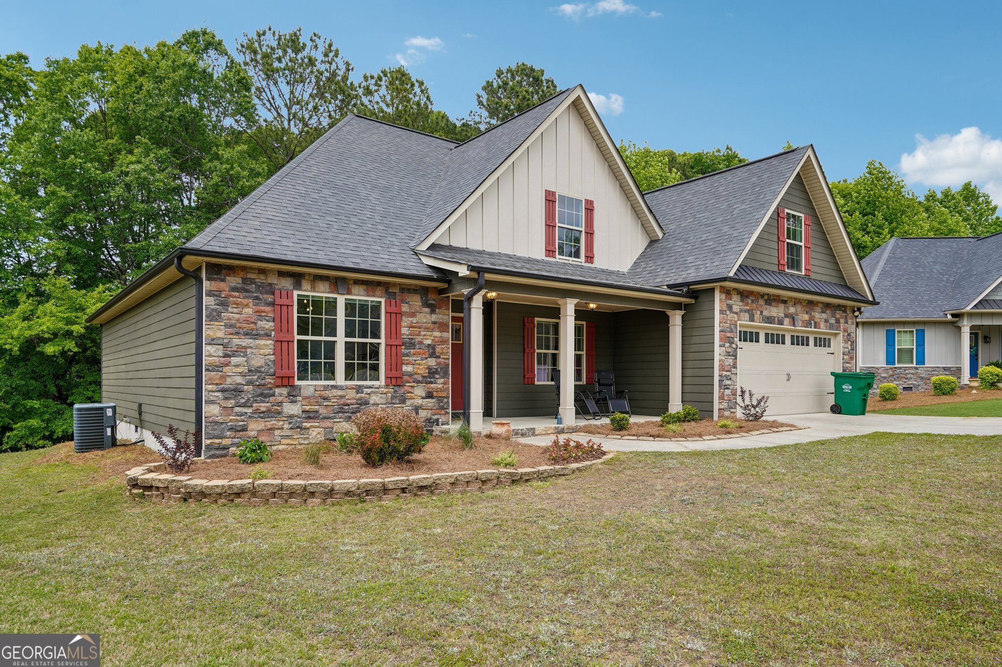103 Fieldstone Circle Property Photo 1