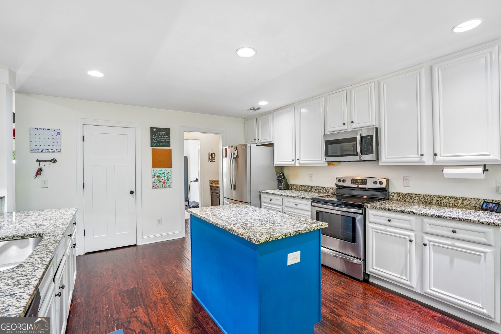 103 Fieldstone Circle Property Photo 14