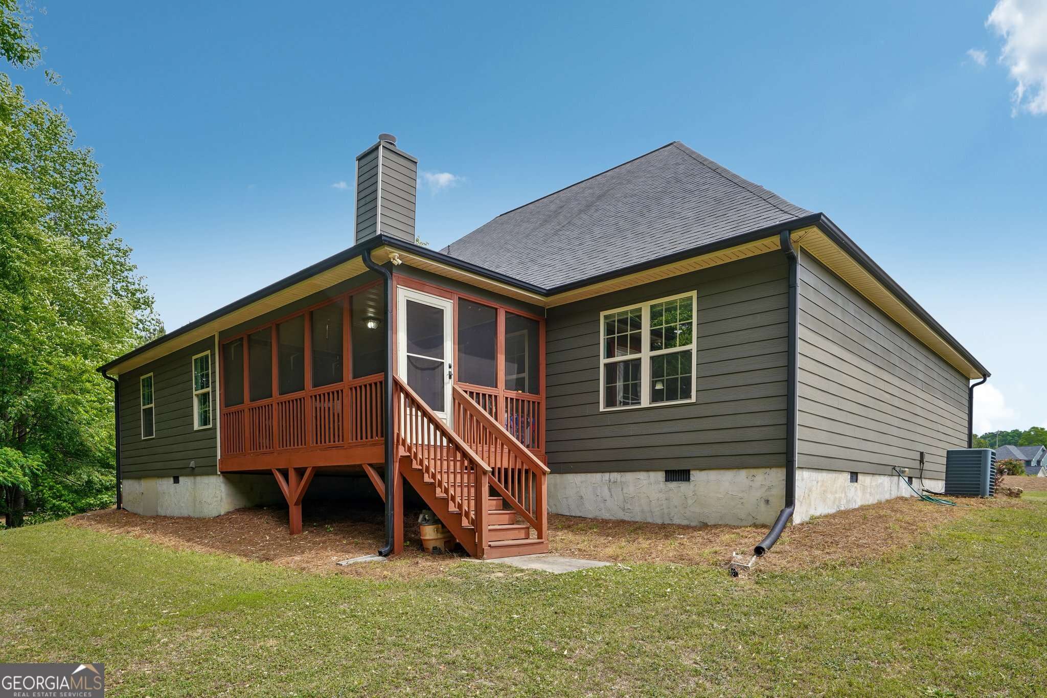 103 Fieldstone Circle Property Photo 39