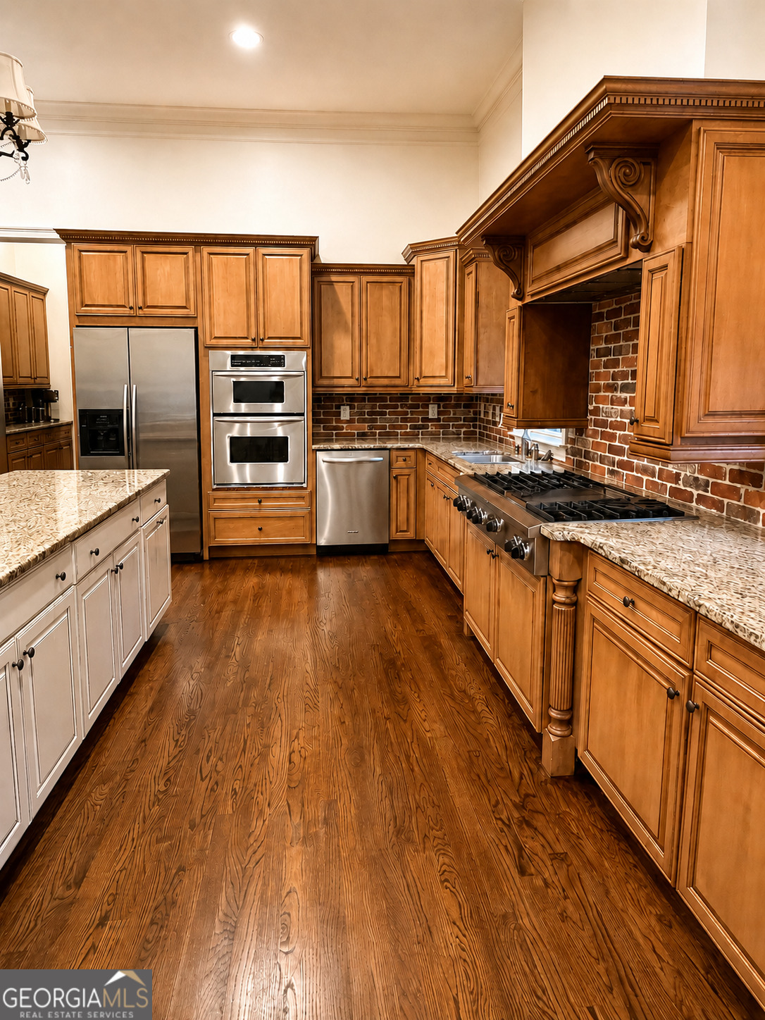 1305 Layor Court Property Photo 16