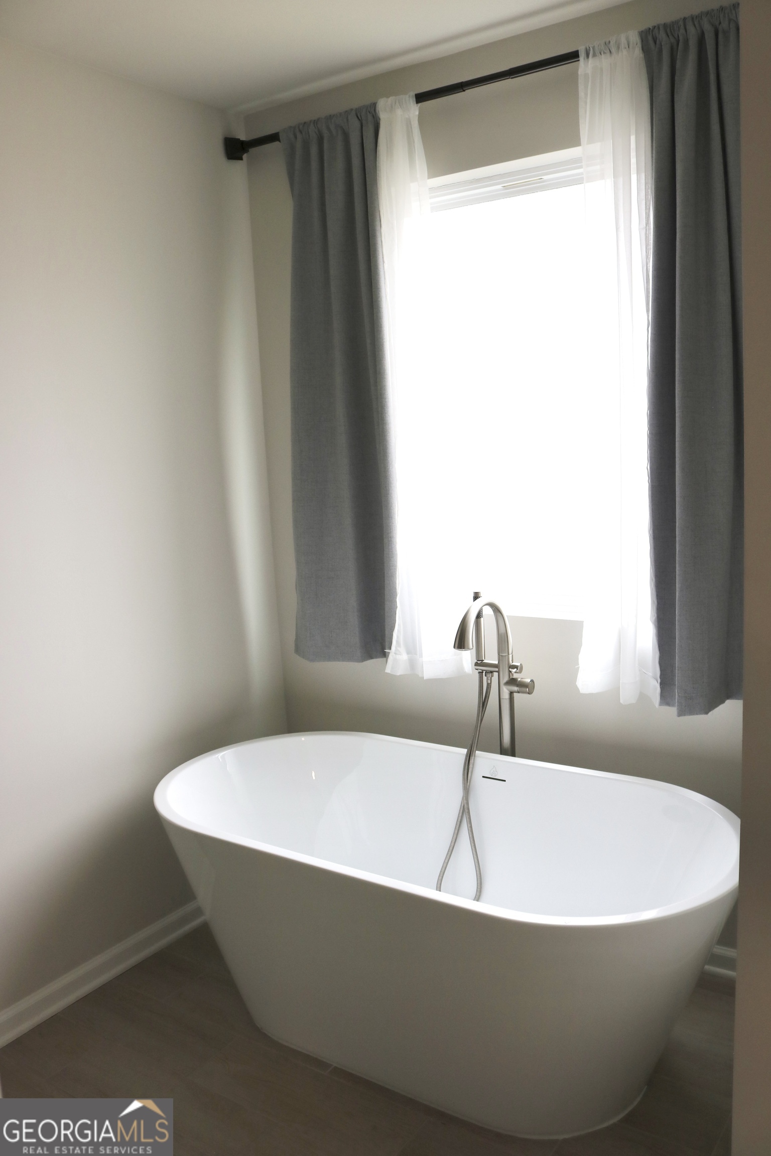 204 River Meadow Drive Property Photo 14
