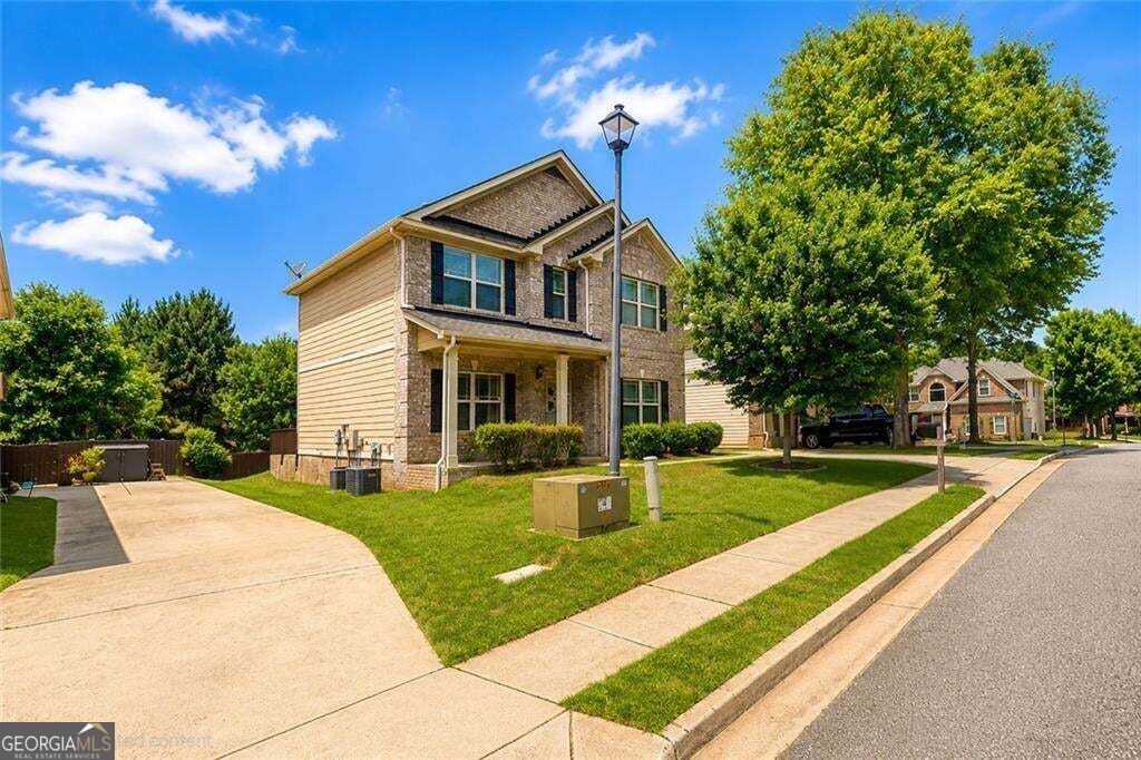 14 Madrid Avenue Property Photo 1