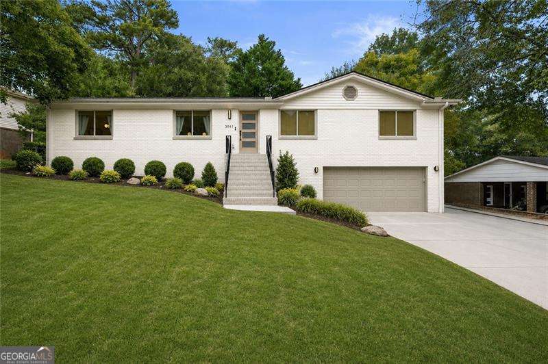 3941 Lake Drive Se Property Photo 2