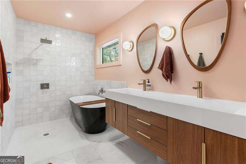 3941 Lake Drive Se Property Photo 19