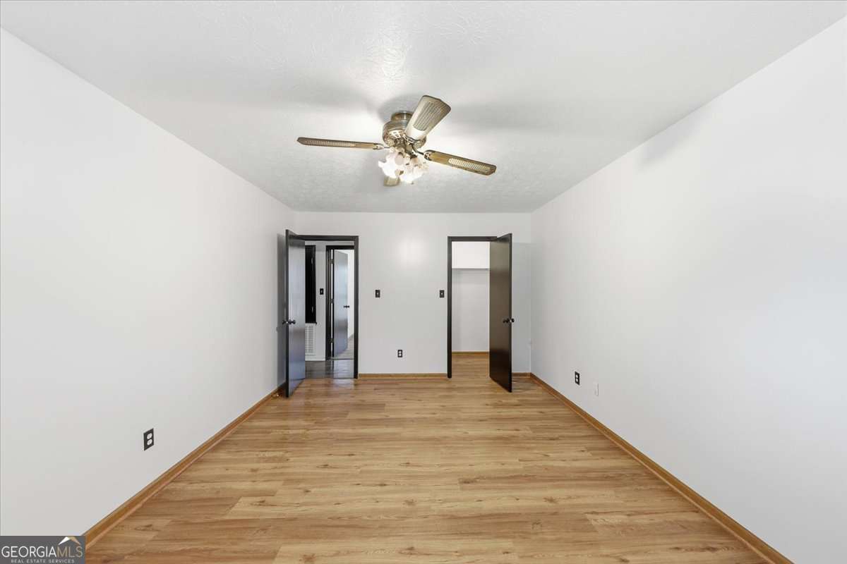 608 Crestmont Court Property Photo 24