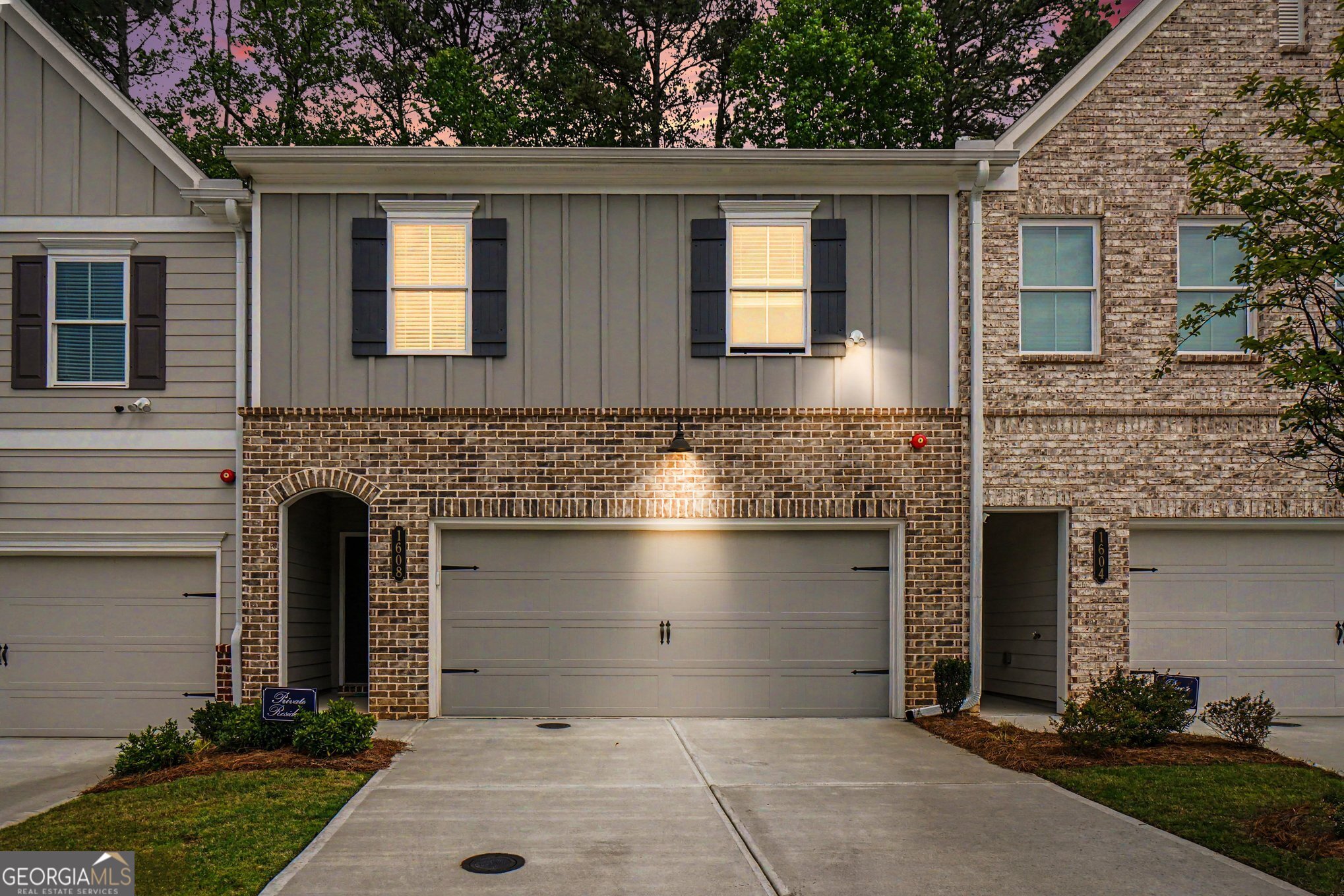 1608 Ruskin Way NW Property Photo 1