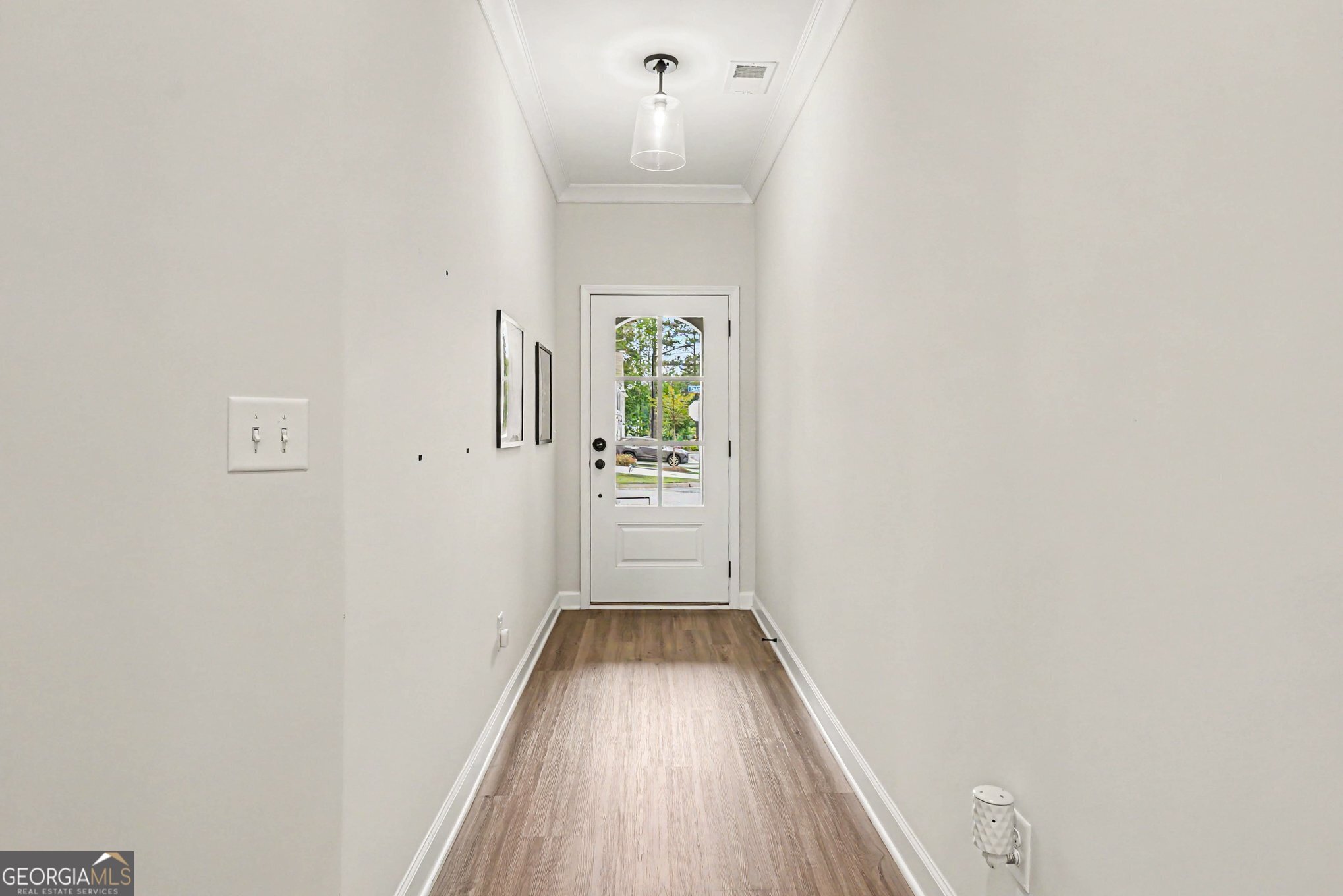 1608 Ruskin Way Nw Property Photo 6