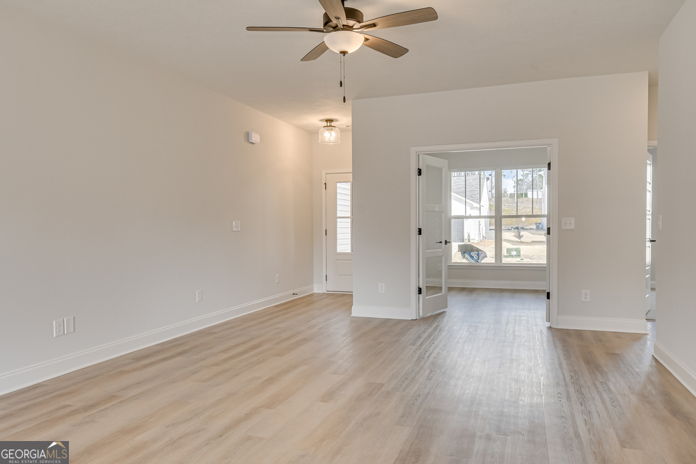 204 Palmetto Loop Property Photo 6
