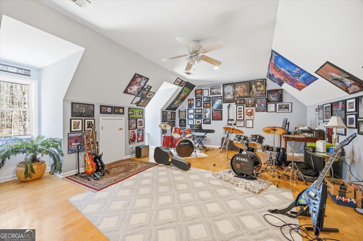 5445 Wesleyan Drive N Property Photo 19