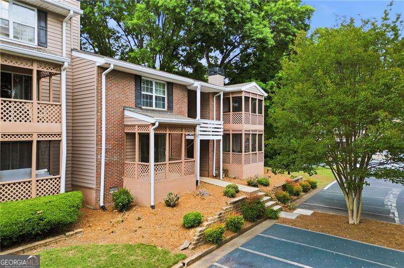 270 Quail Run Property Photo 4