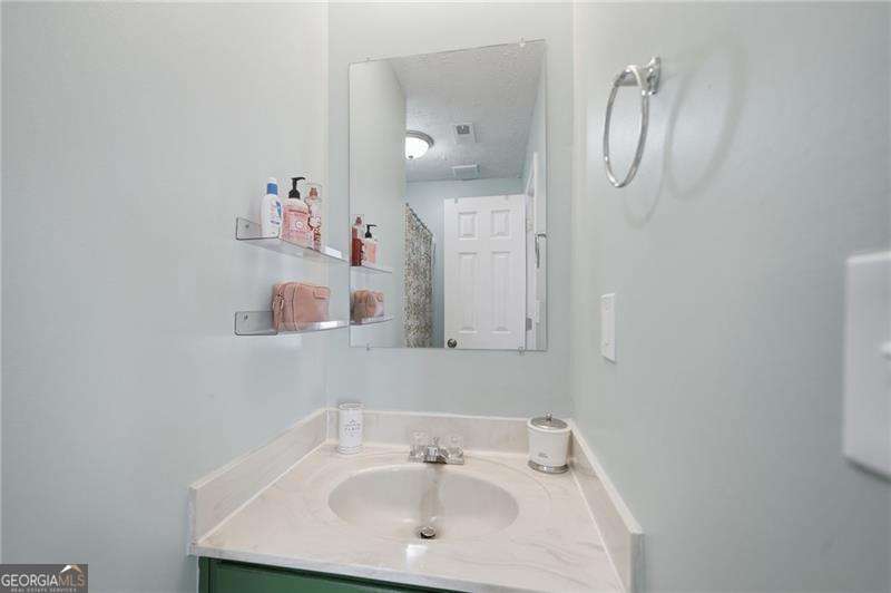 270 Quail Run Property Photo 42