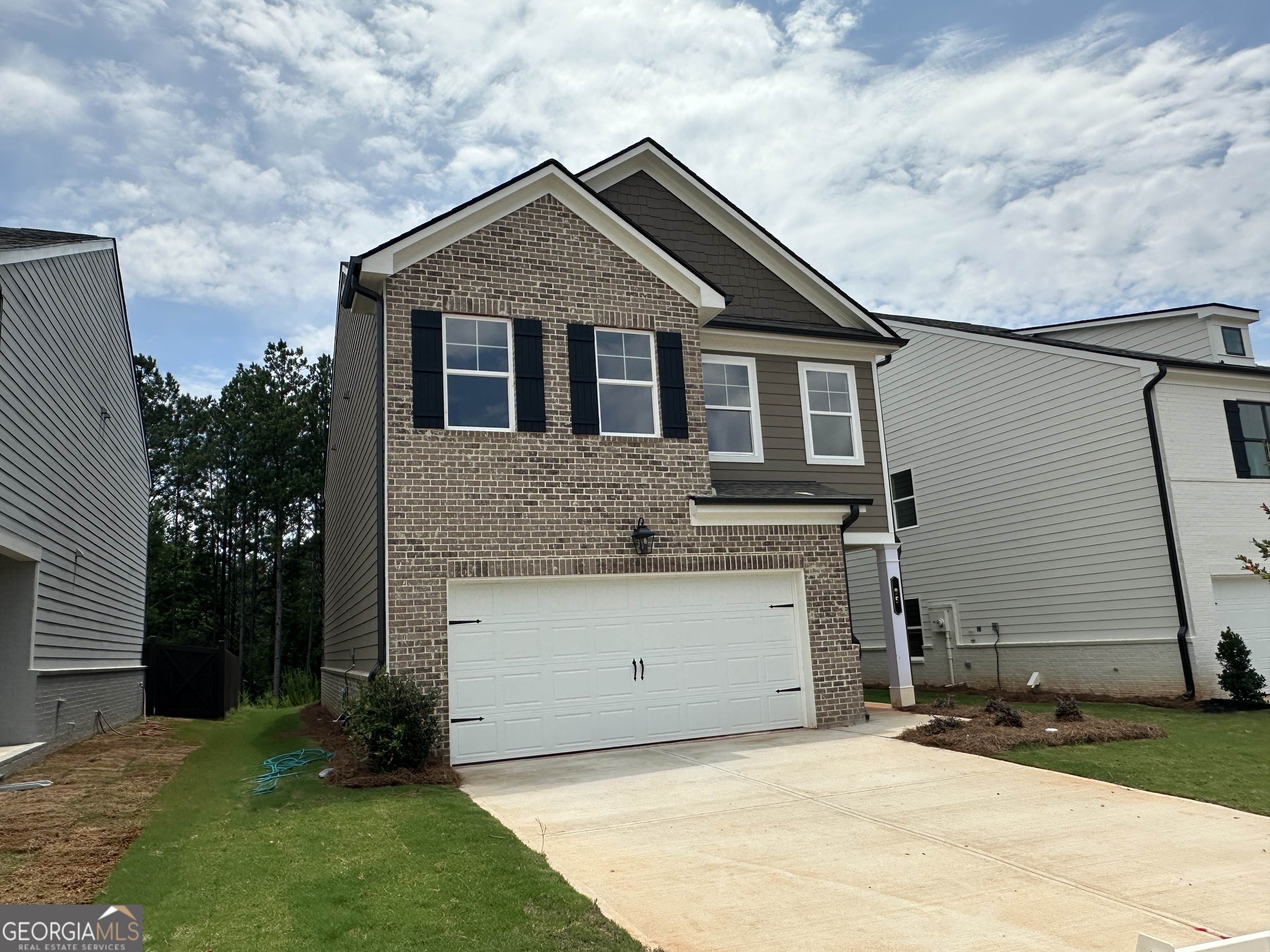 95 Avian Way Property Photo 3