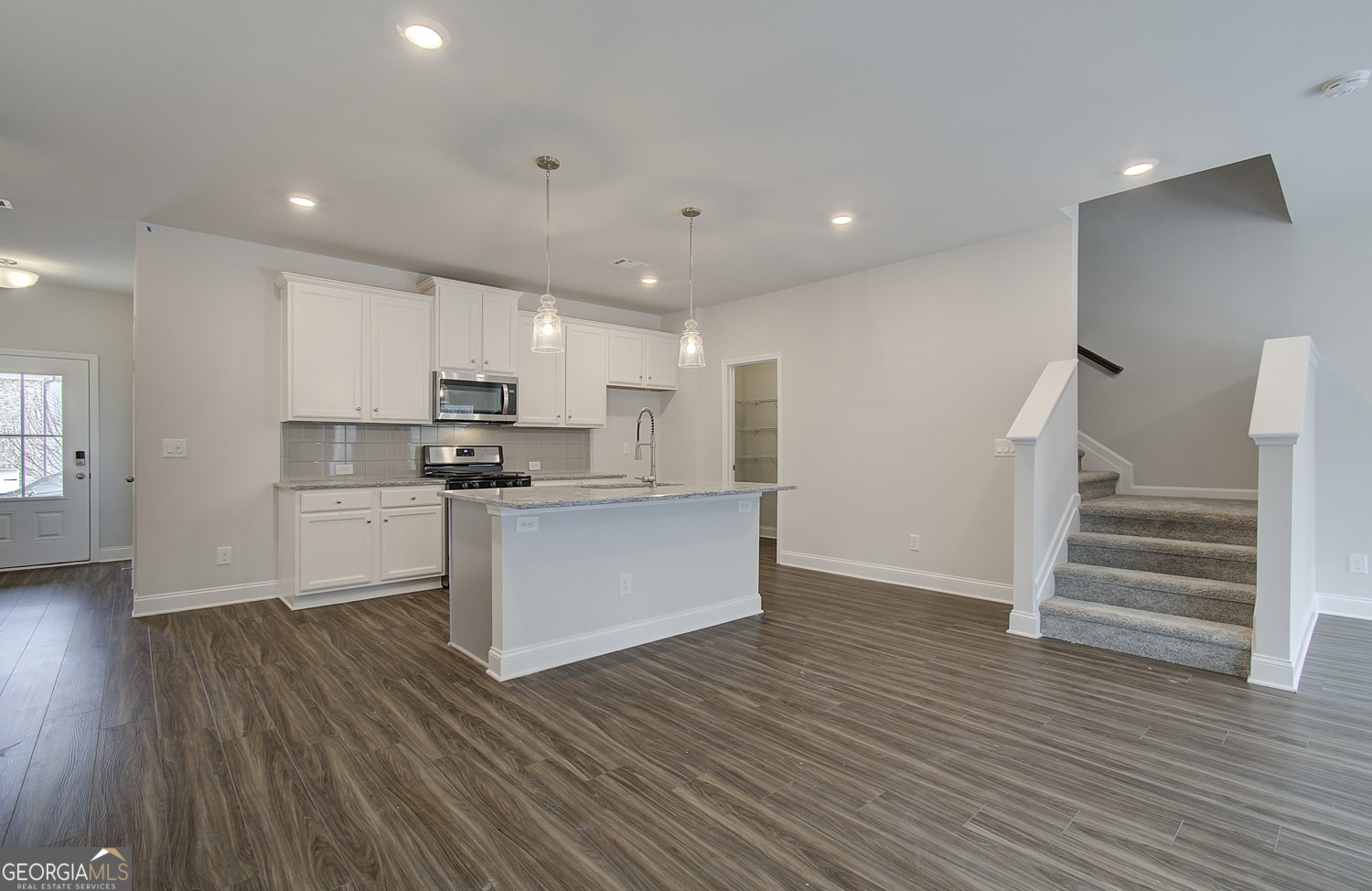 95 Avian Way Property Photo 9