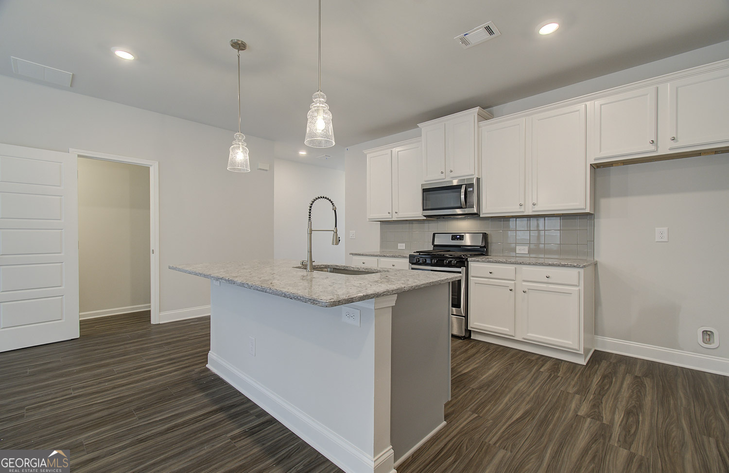95 Avian Way Property Photo 11