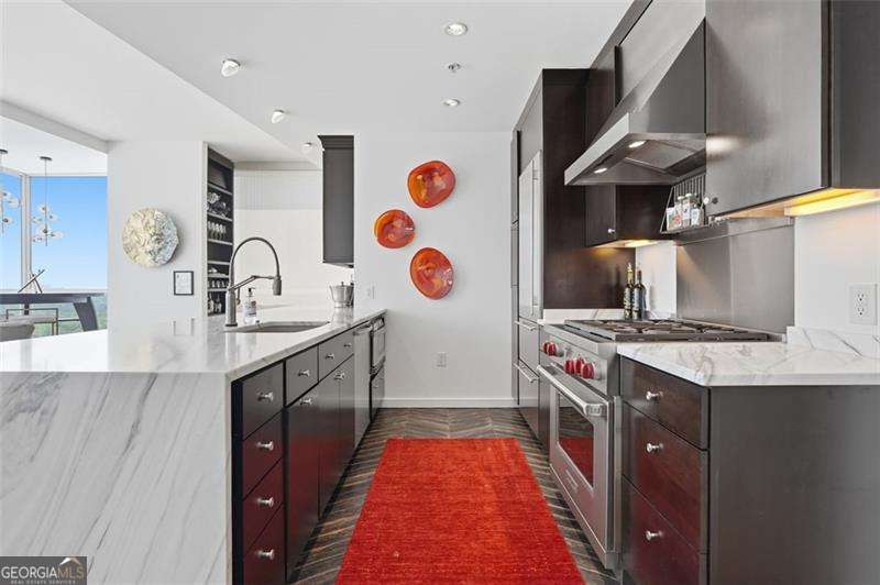 3325 Piedmont Road Ne # 1607 Property Photo 7
