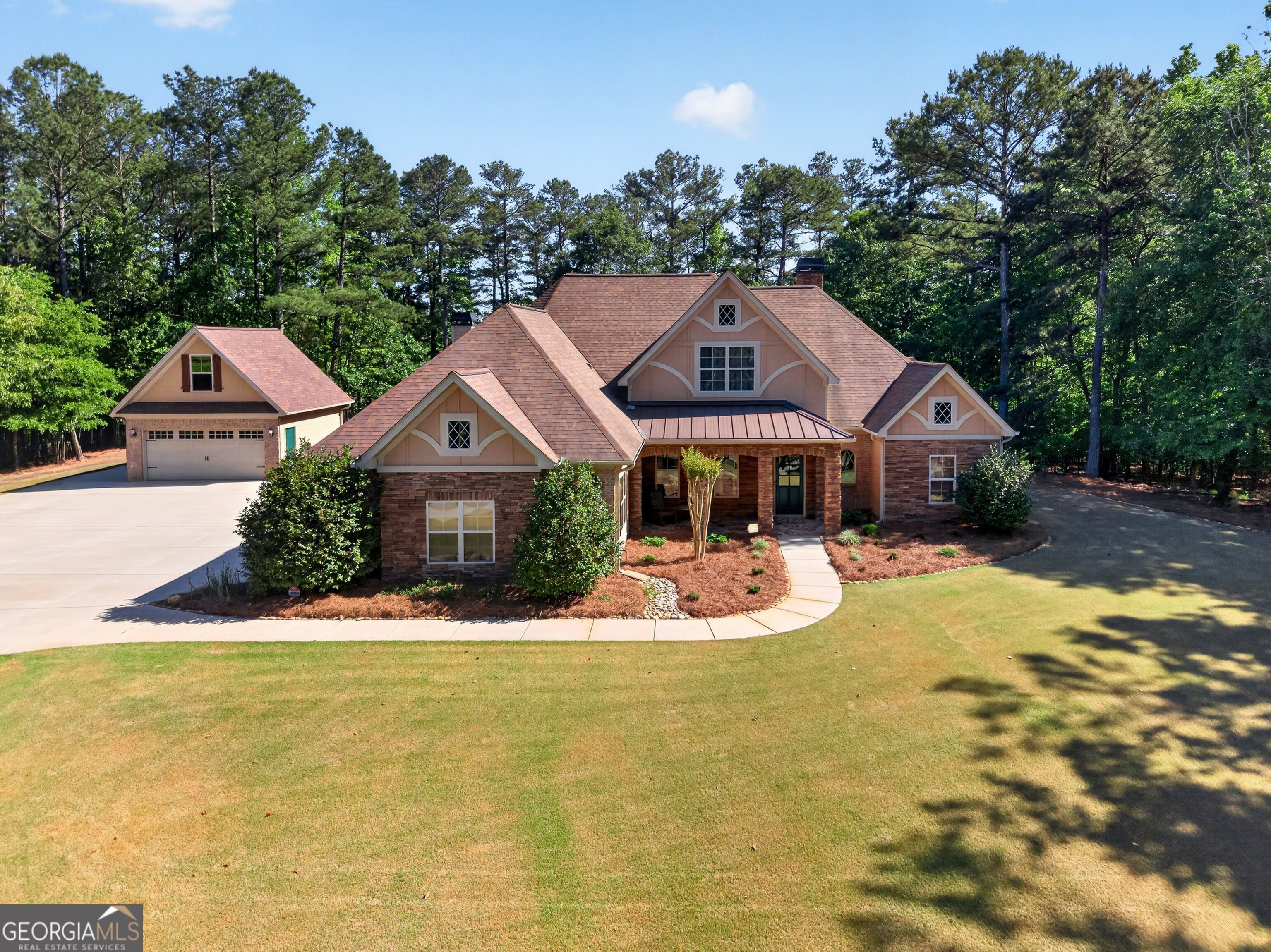 173 Coral Ridge Court Property Photo 1