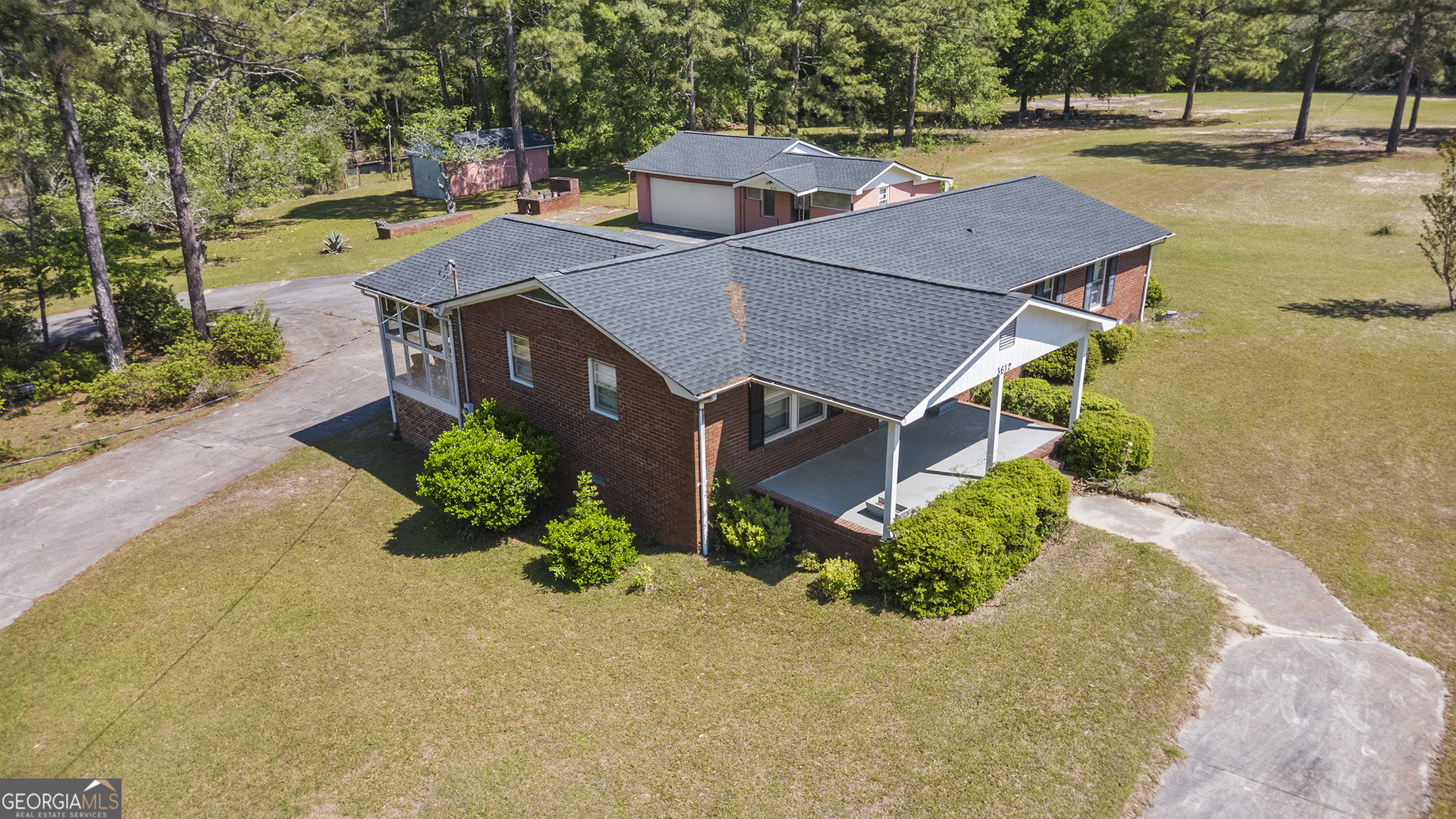 3612 Fleming Drive Property Photo 3