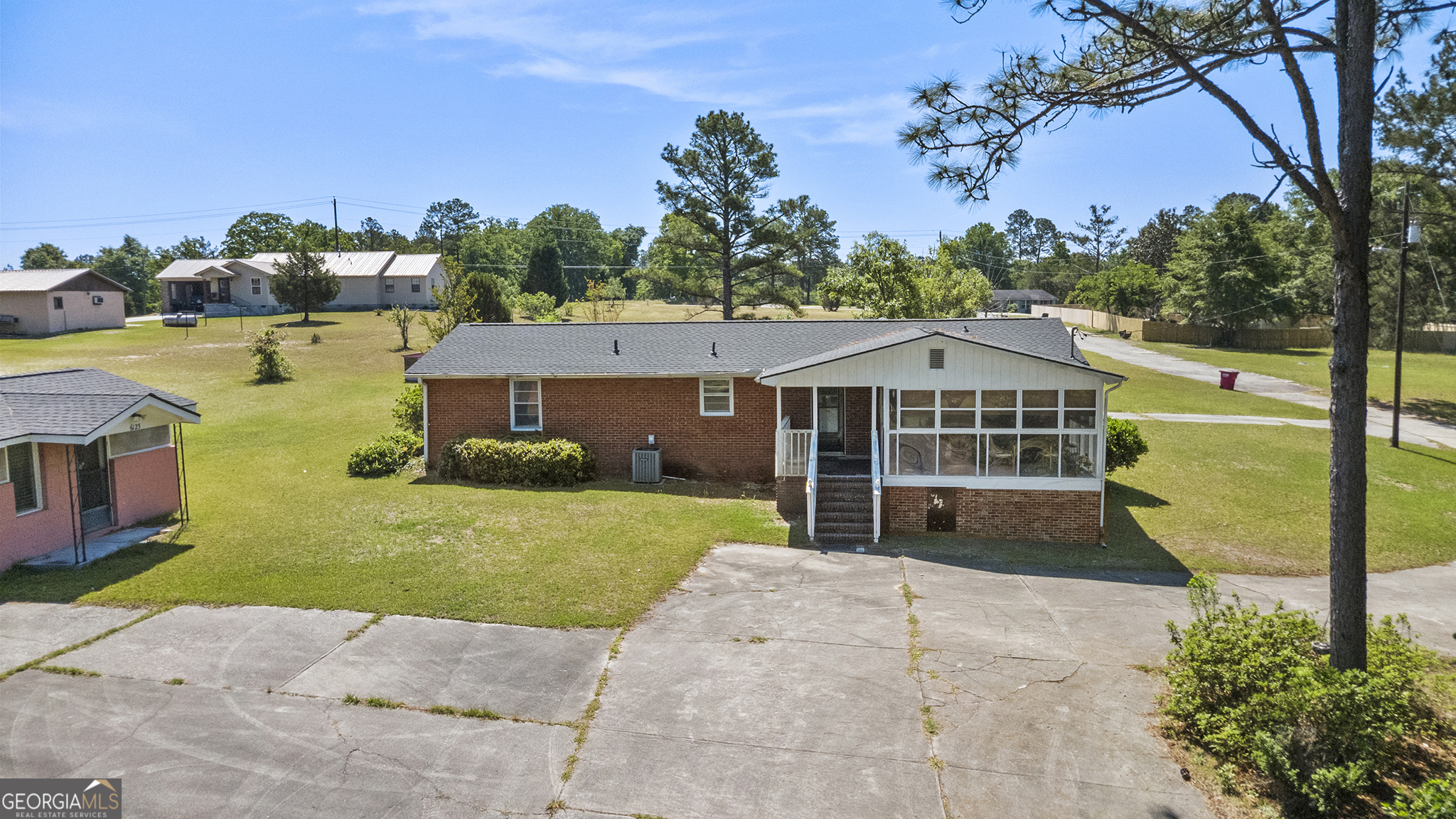 3612 Fleming Drive Property Photo 5