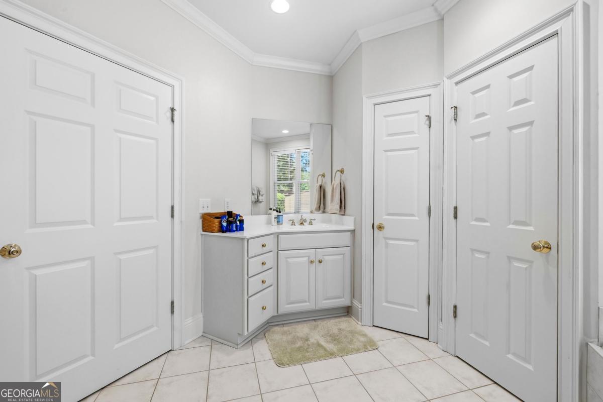 1010 Hubies Way Property Photo 11