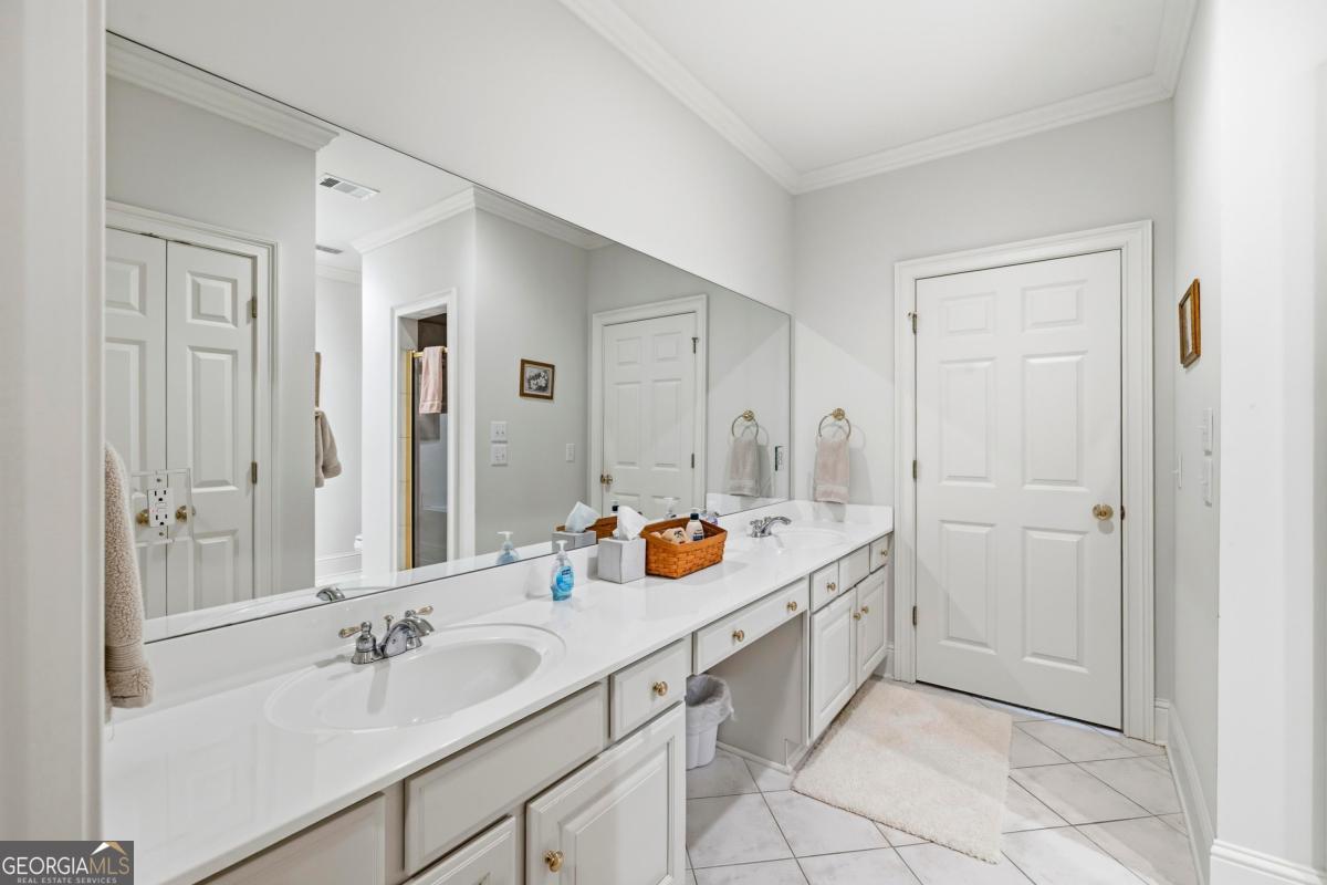1010 Hubies Way Property Photo 16