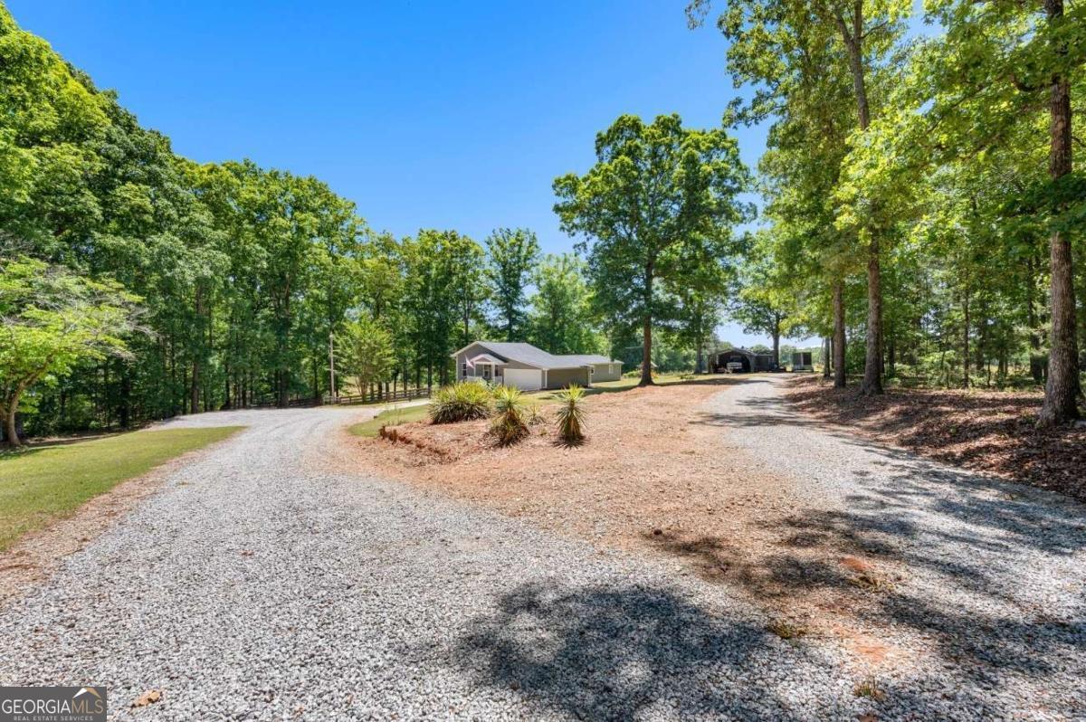 2086 Bethlehem Church Road Property Photo 1