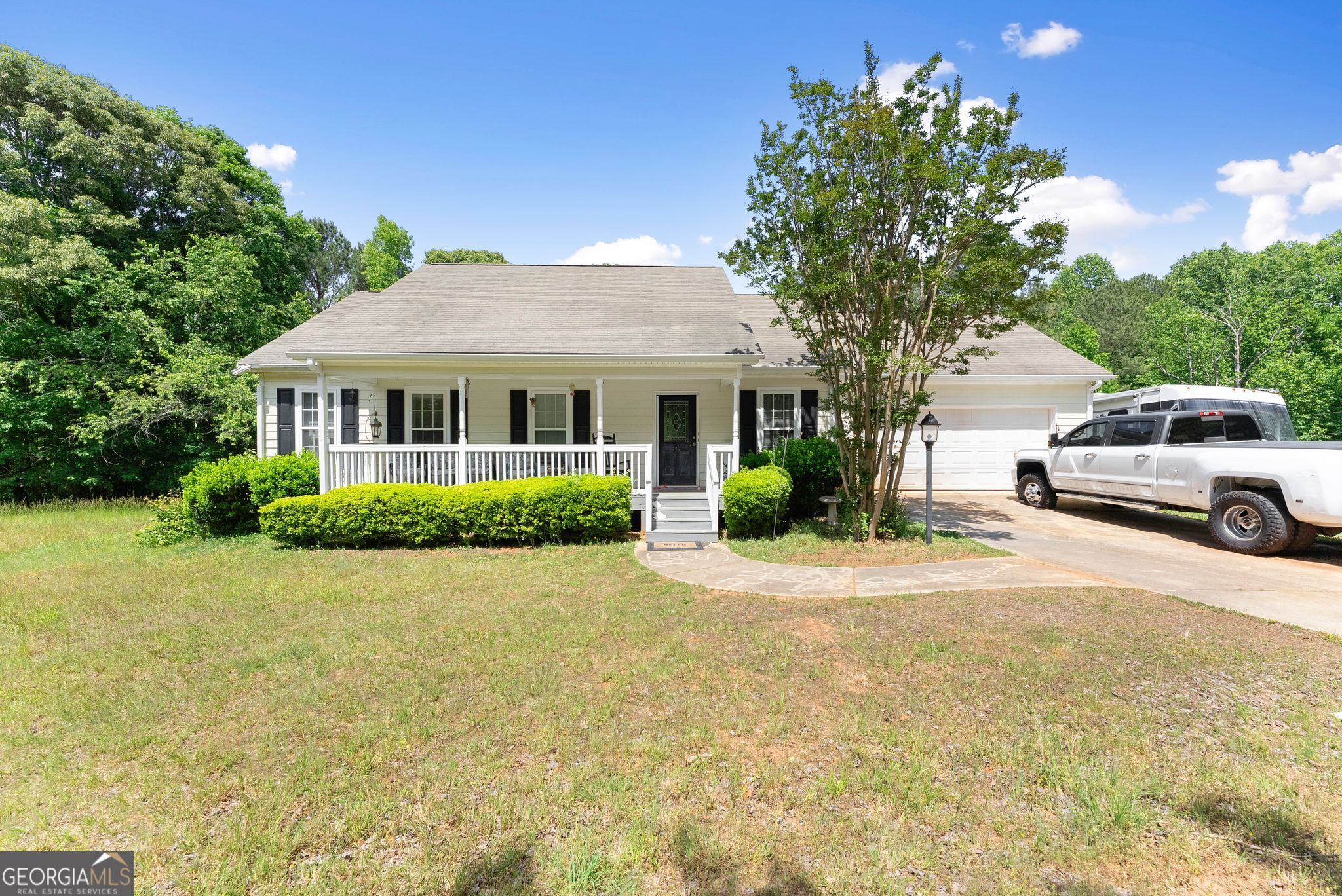 5137 Strickland Road Property Photo 4