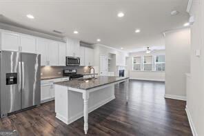 1628 Venture Point Way Property Photo 6