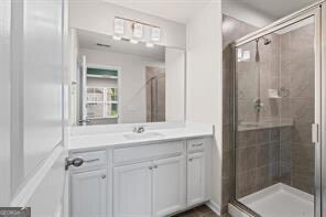 1628 Venture Point Way Property Photo 18