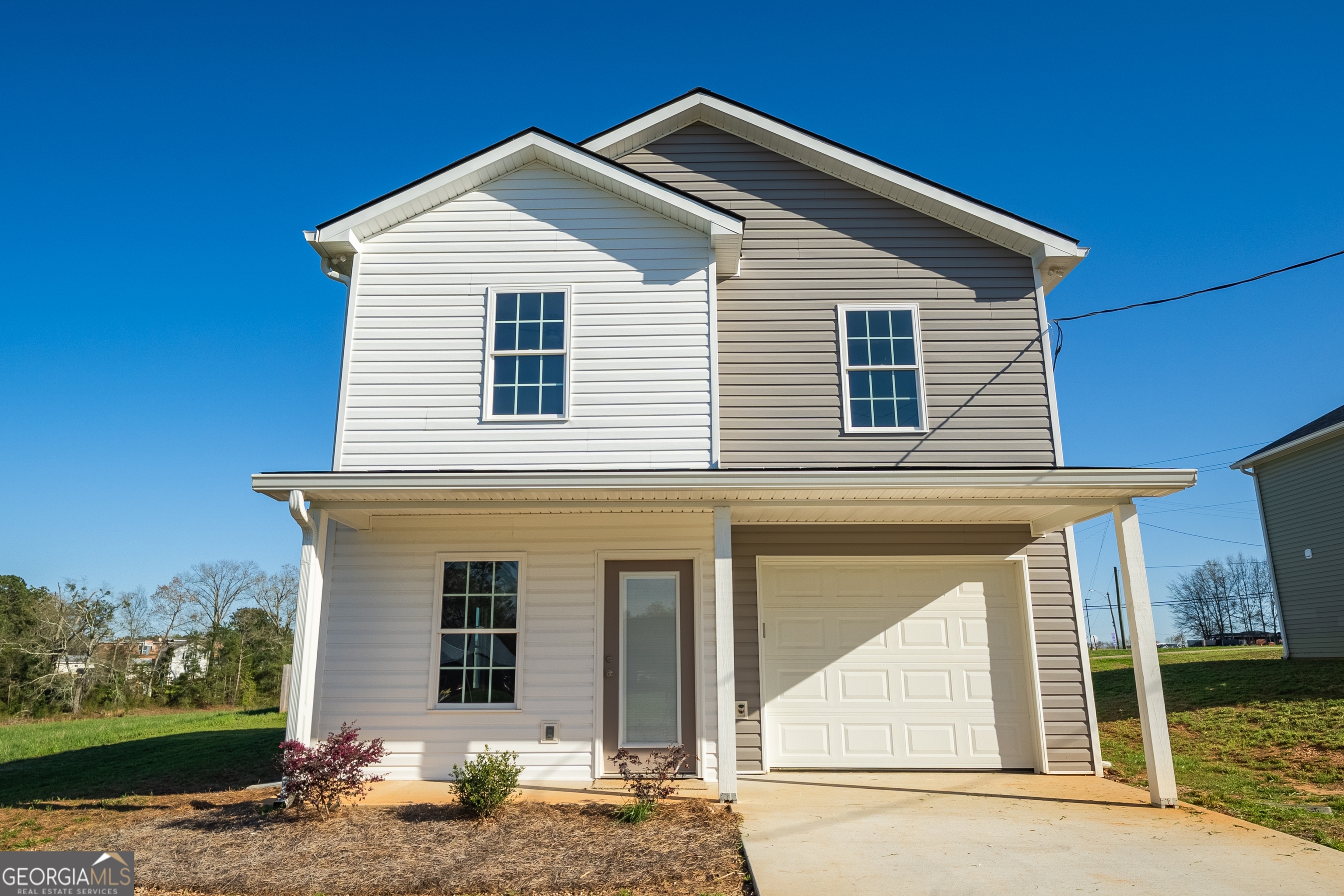 40 Williams Drive Property Photo 2