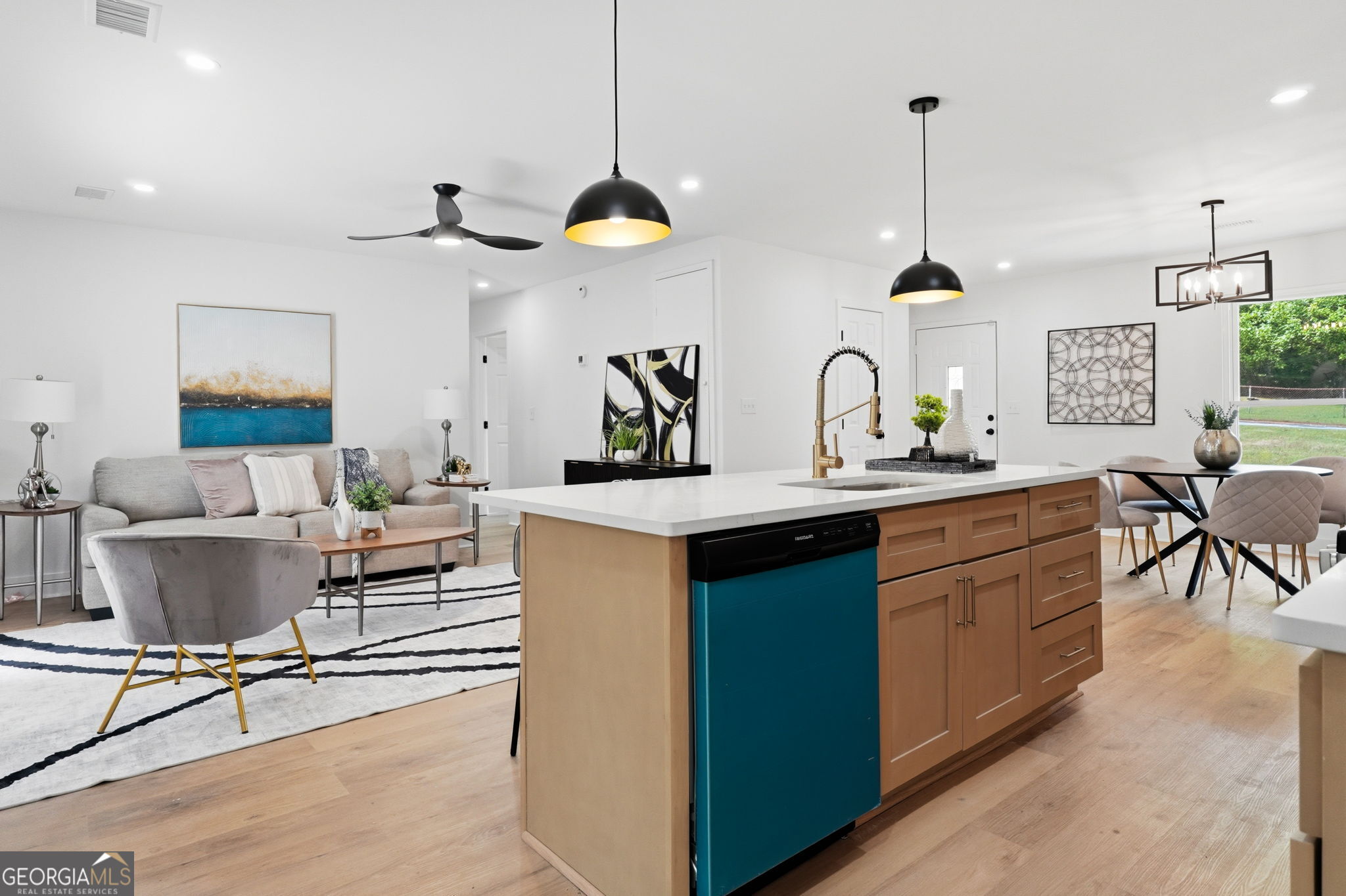 1808 Singer Way Property Photo 10