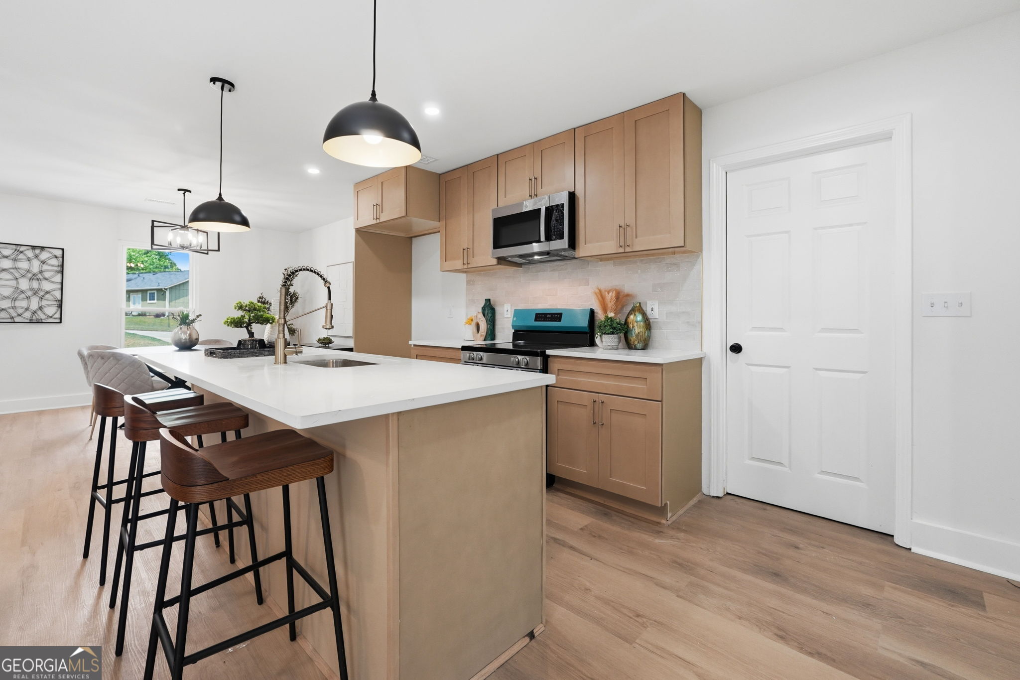 1808 Singer Way Property Photo 11