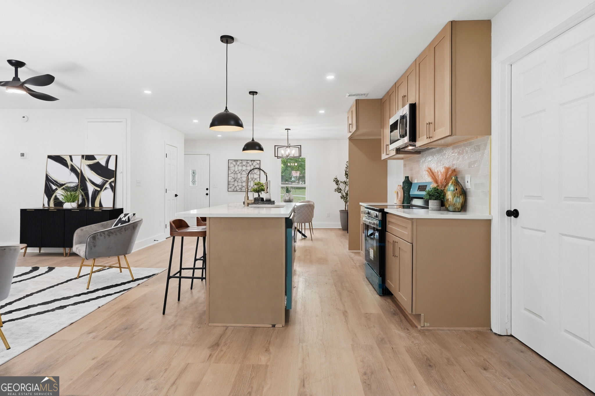 1808 Singer Way Property Photo 12