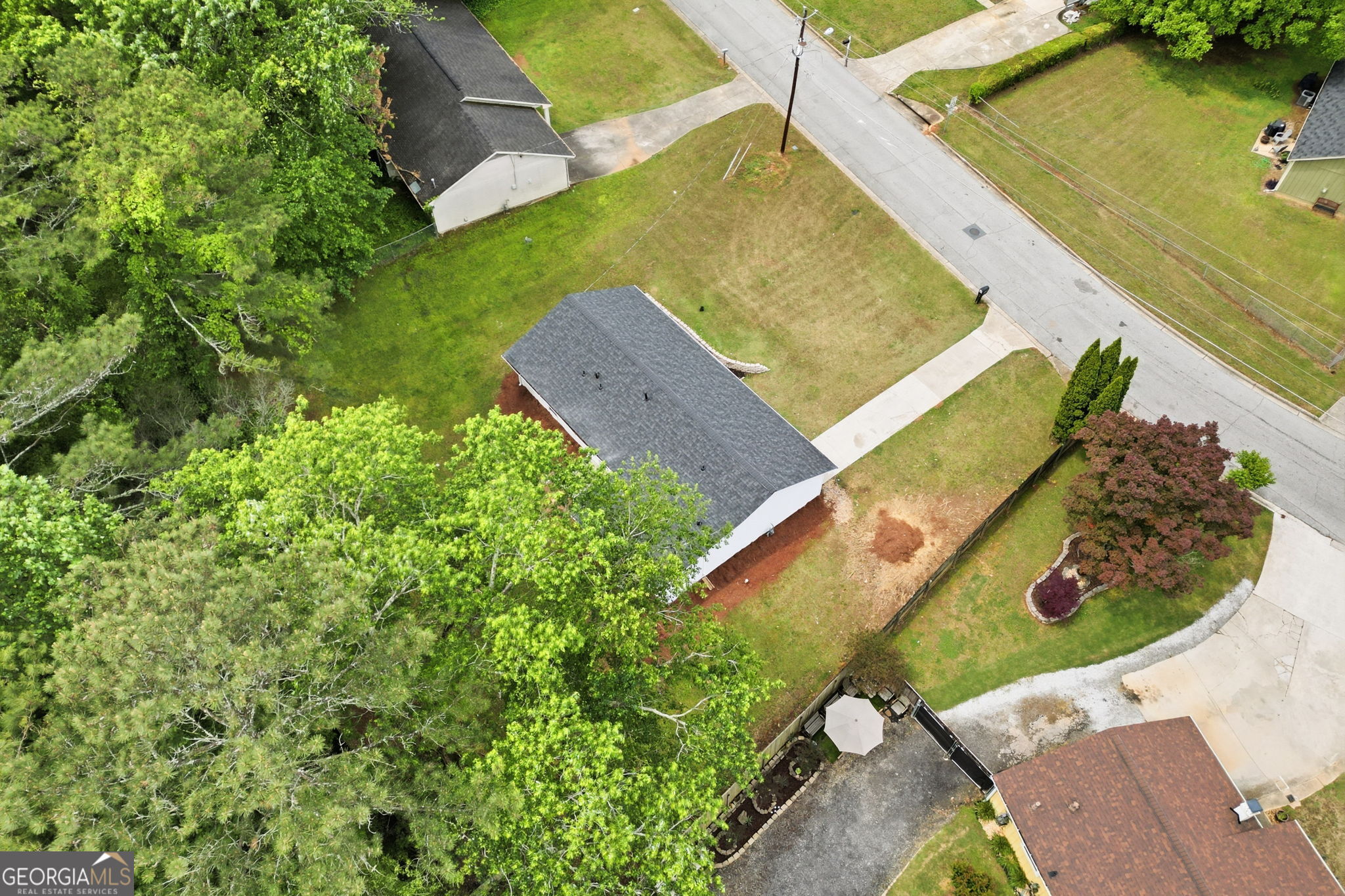 1808 Singer Way Property Photo 31