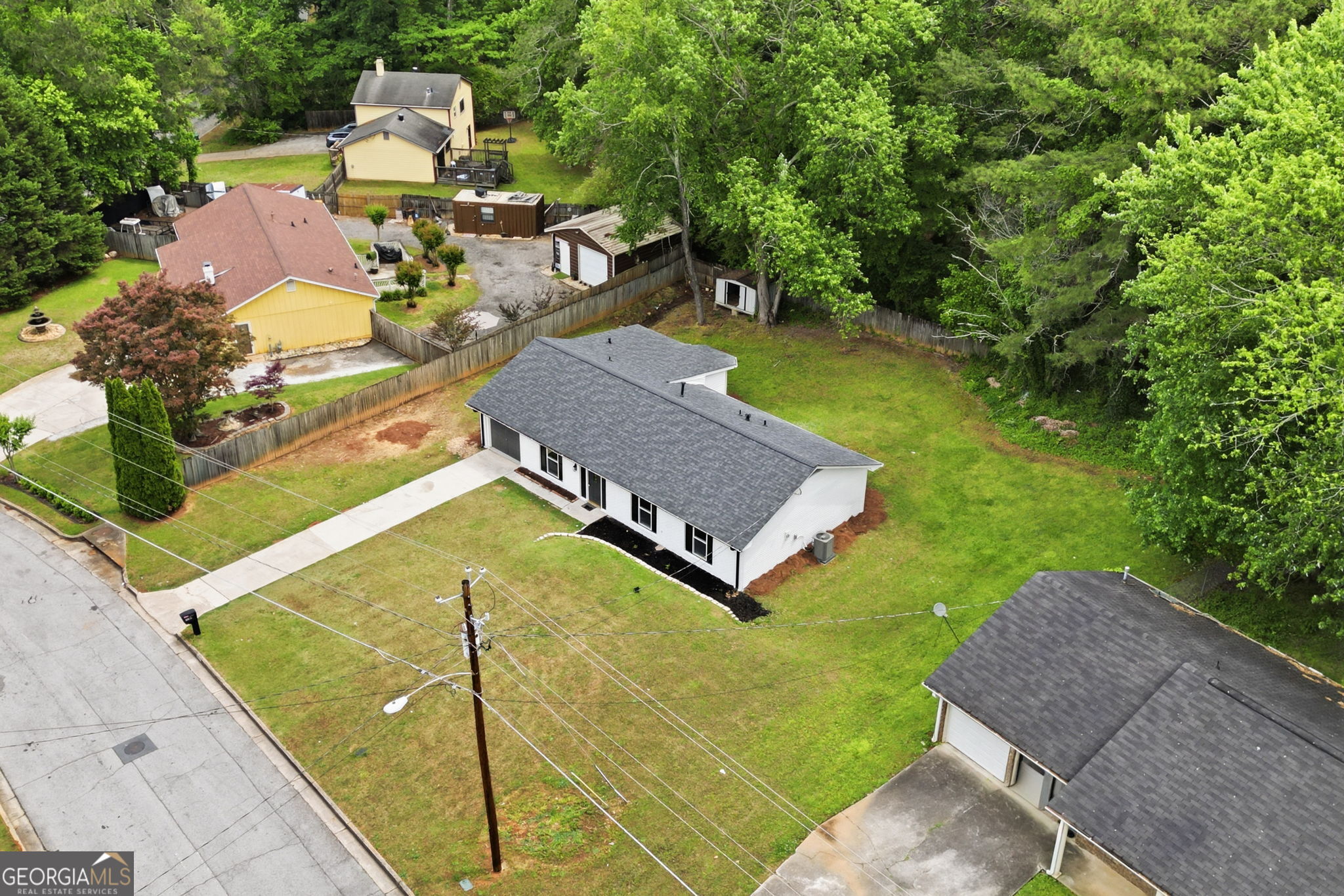 1808 Singer Way Property Photo 33