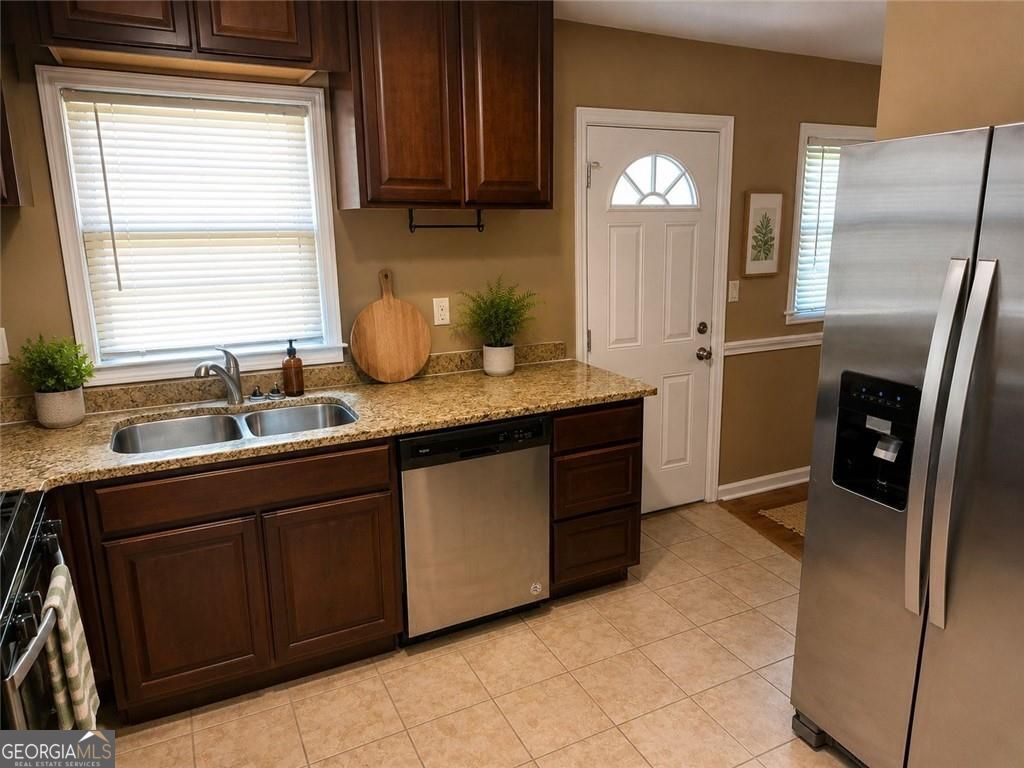 1037 Mell Avenue Property Photo 8