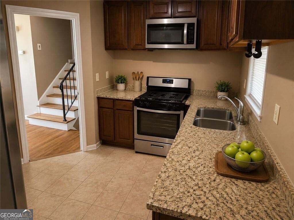 1037 Mell Avenue Property Photo 9