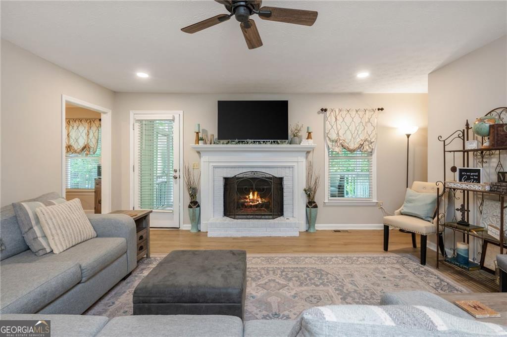 6011 Crabapple Way Property Photo 7
