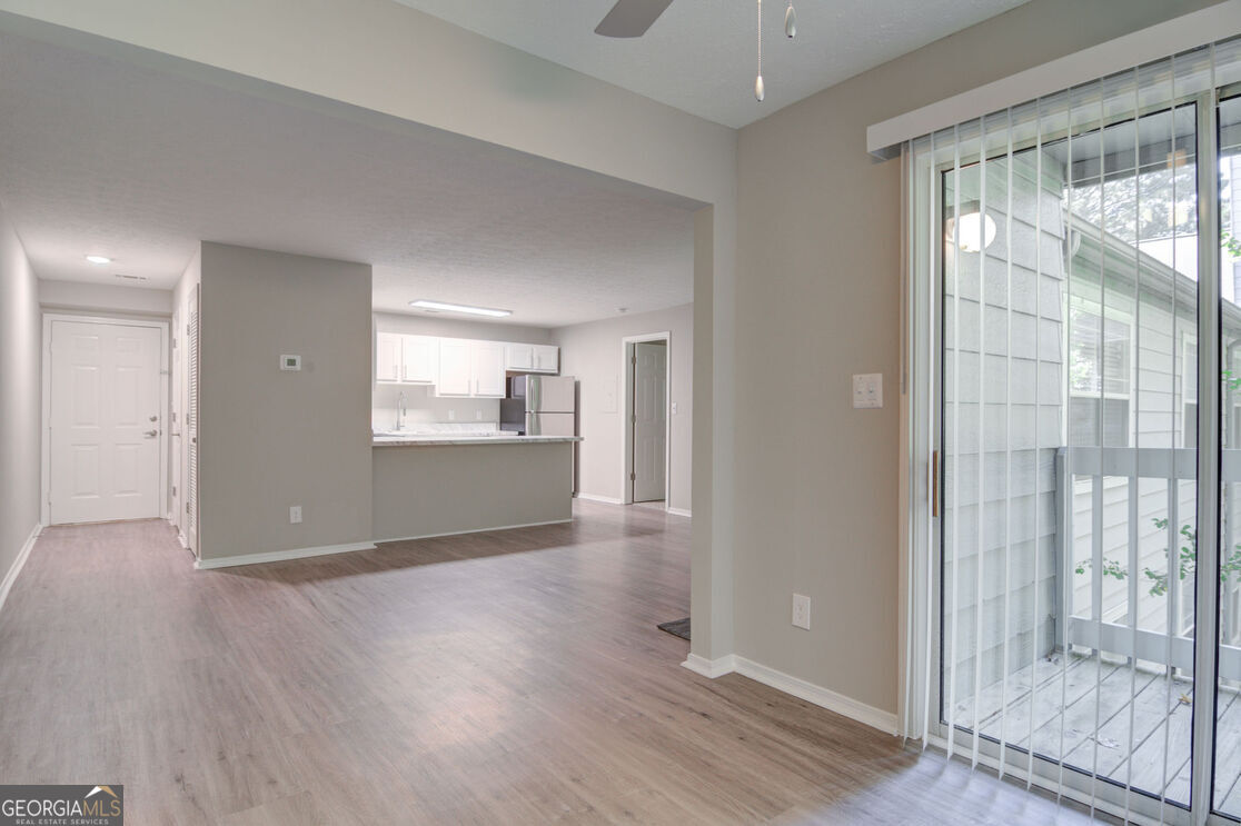 1000 Lake Ridge Parkway # 1613 Property Photo 19