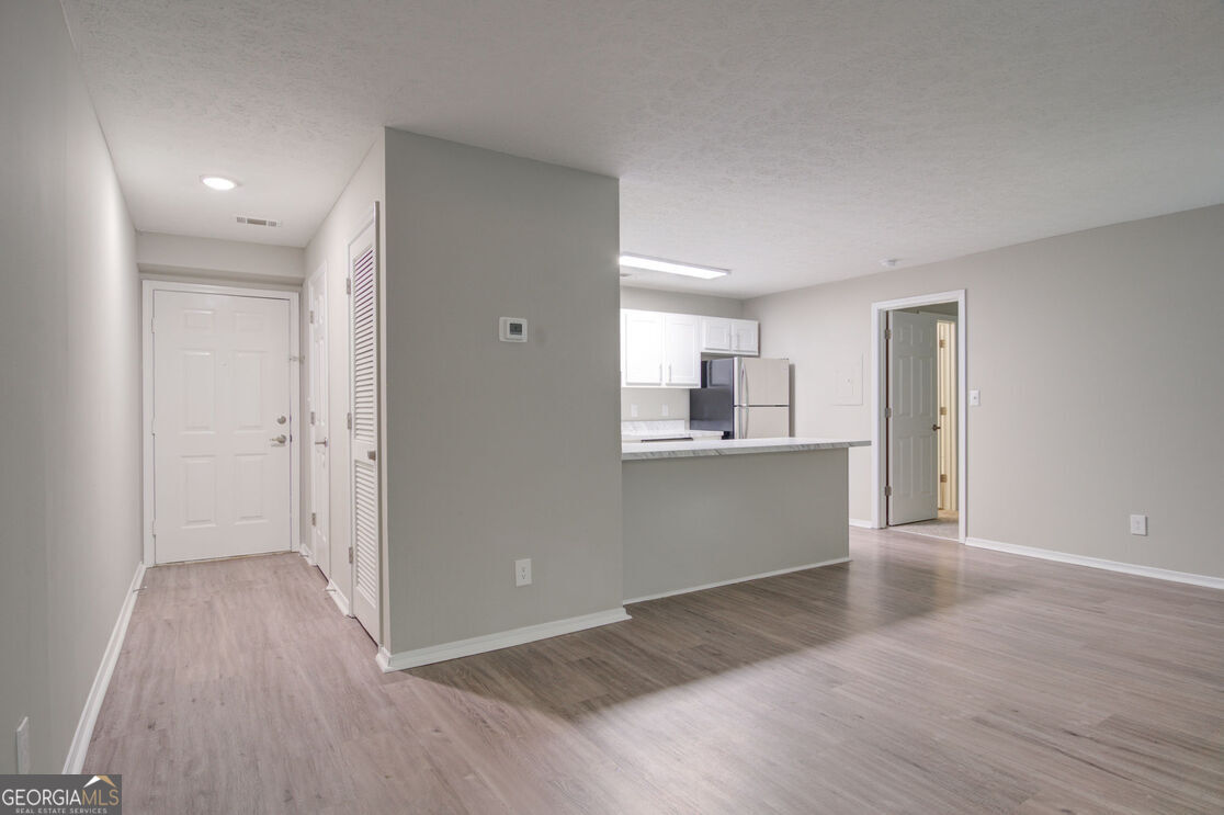 1000 Lake Ridge Parkway # 1613 Property Photo 20