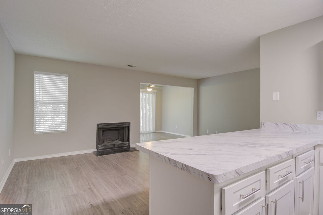 1000 Lake Ridge Parkway # 1613 Property Photo 21