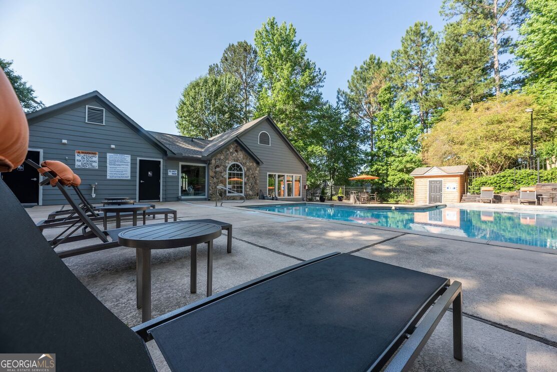 1000 Lake Ridge Parkway # 1613 Property Photo 27