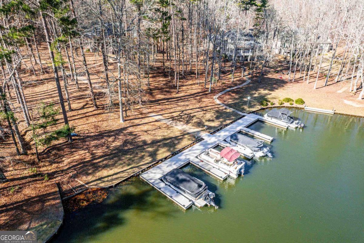 1071 Eaglewood Way Property Photo 3