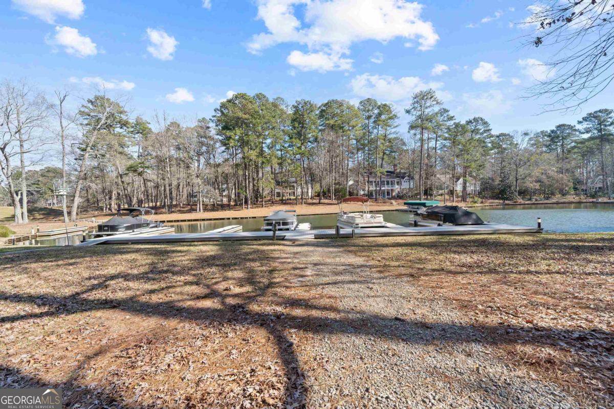 1071 Eaglewood Way Property Photo 4