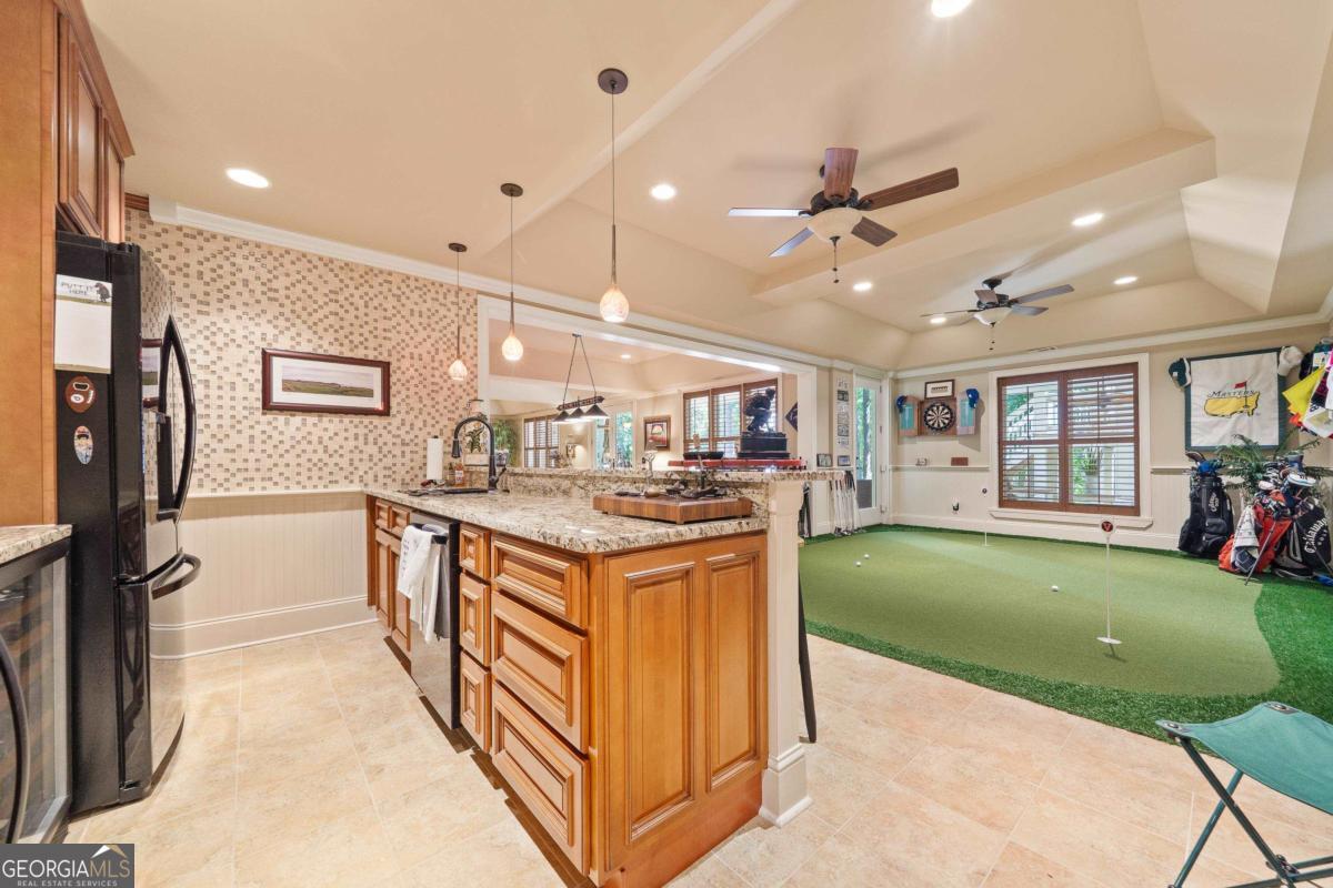 1071 Eaglewood Way Property Photo 49