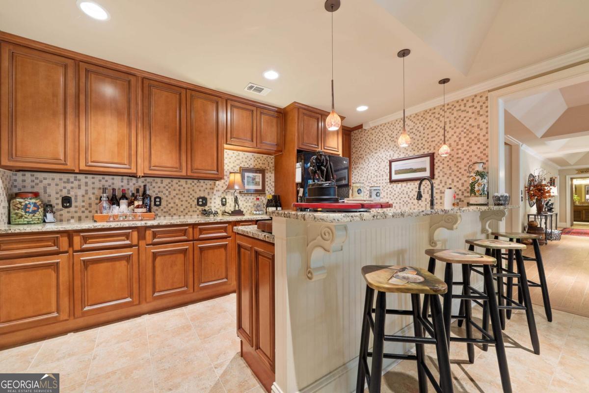1071 Eaglewood Way Property Photo 50