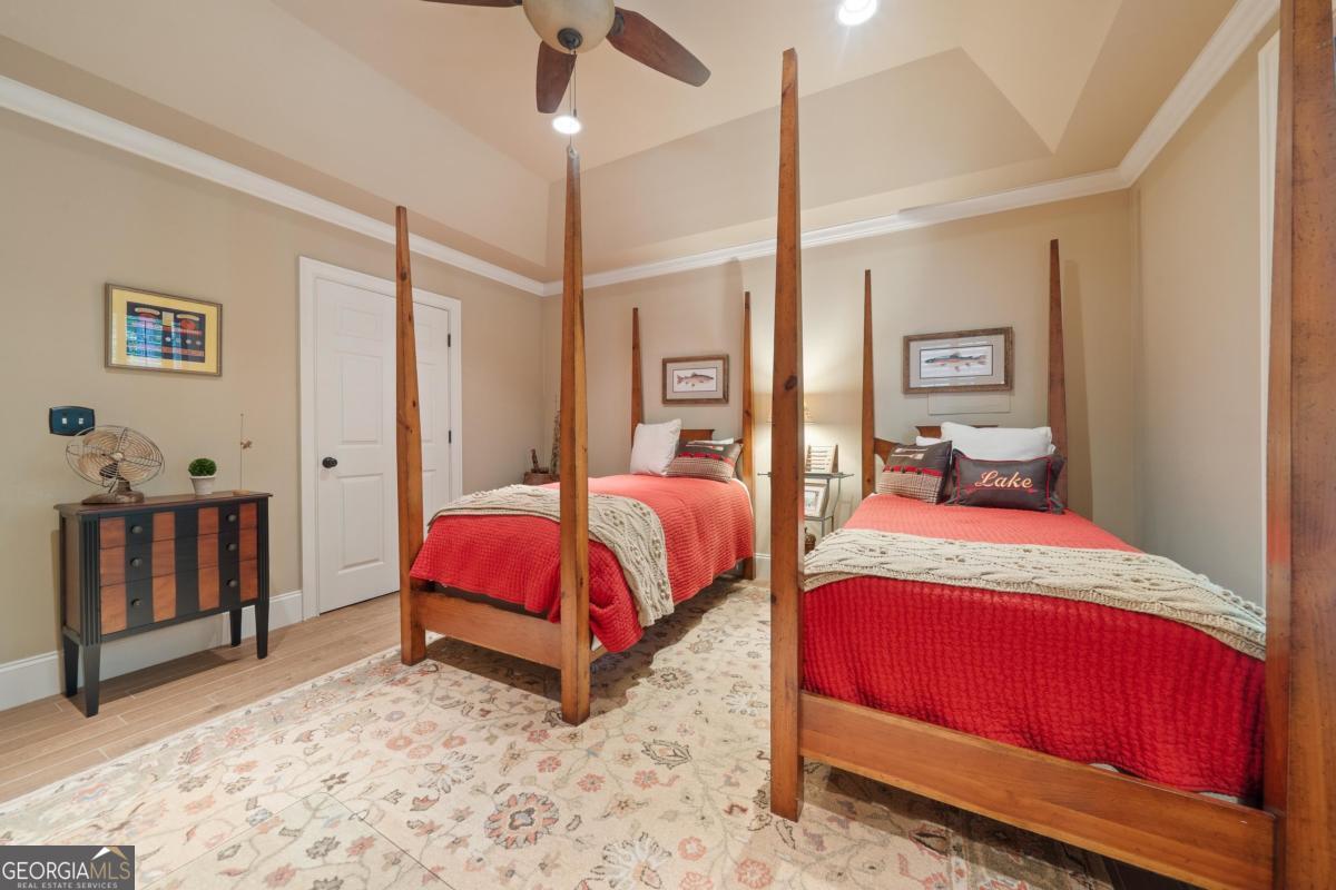 1071 Eaglewood Way Property Photo 56